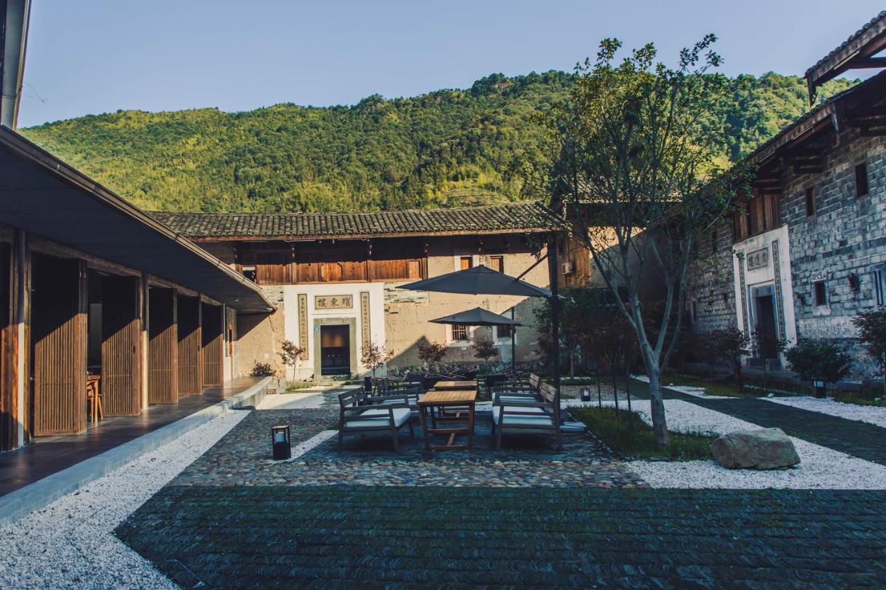 Tsingpu Tulou Retreat Hotell Zhangzhou Eksteriør bilde